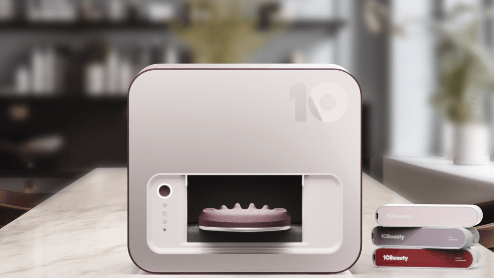 10Beauty-robot-manicure
