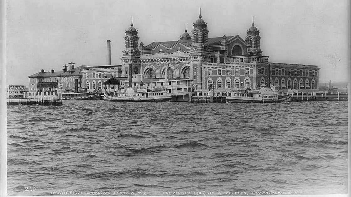 Ellis Island 1905