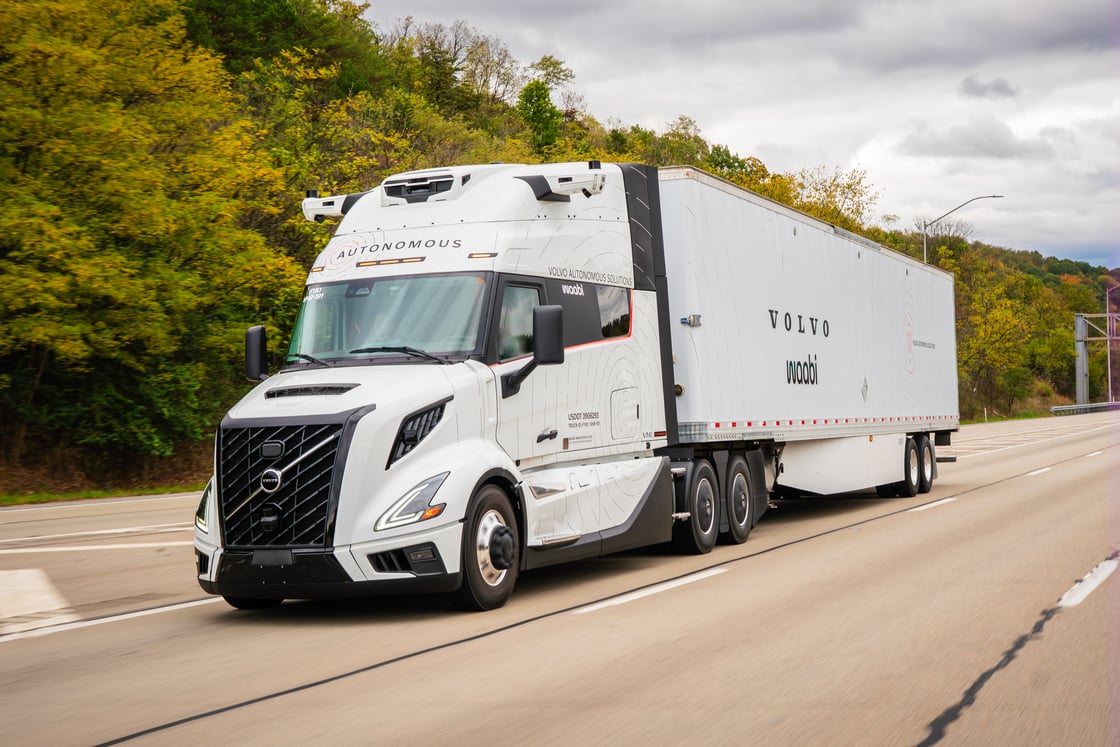 Volvo_VNL_Waabi