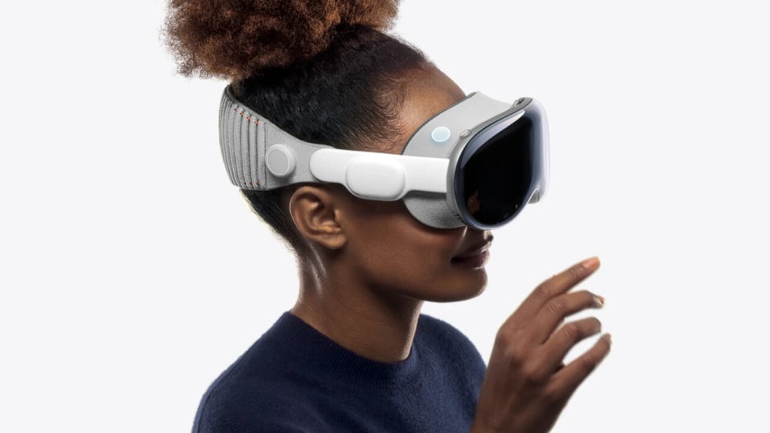 Apple Vision Pro Press Image Woman in Headset